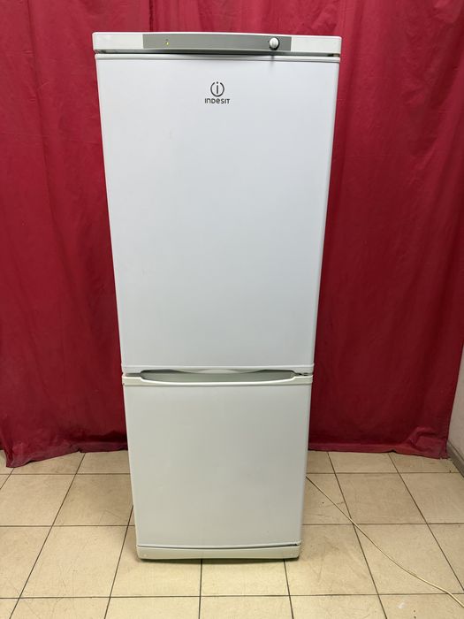 Холодильник Indesit 167/60/60
