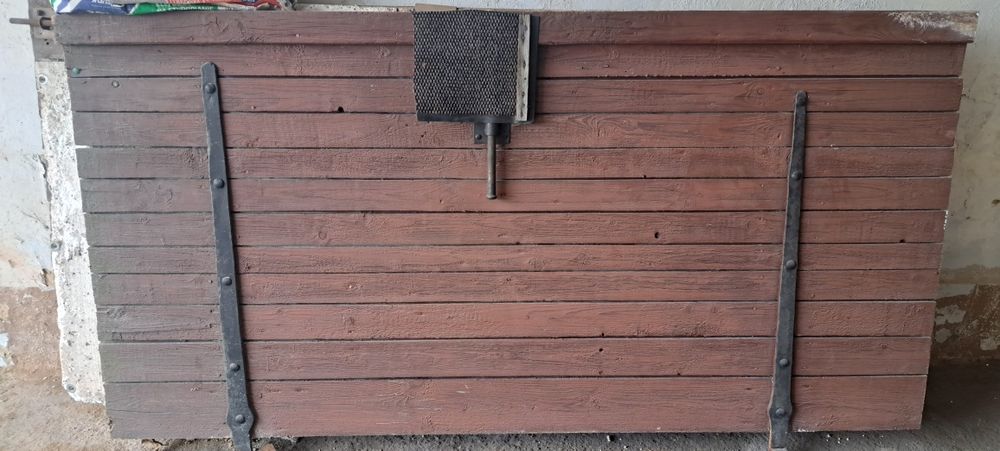 Drzwi garażowe 220x220