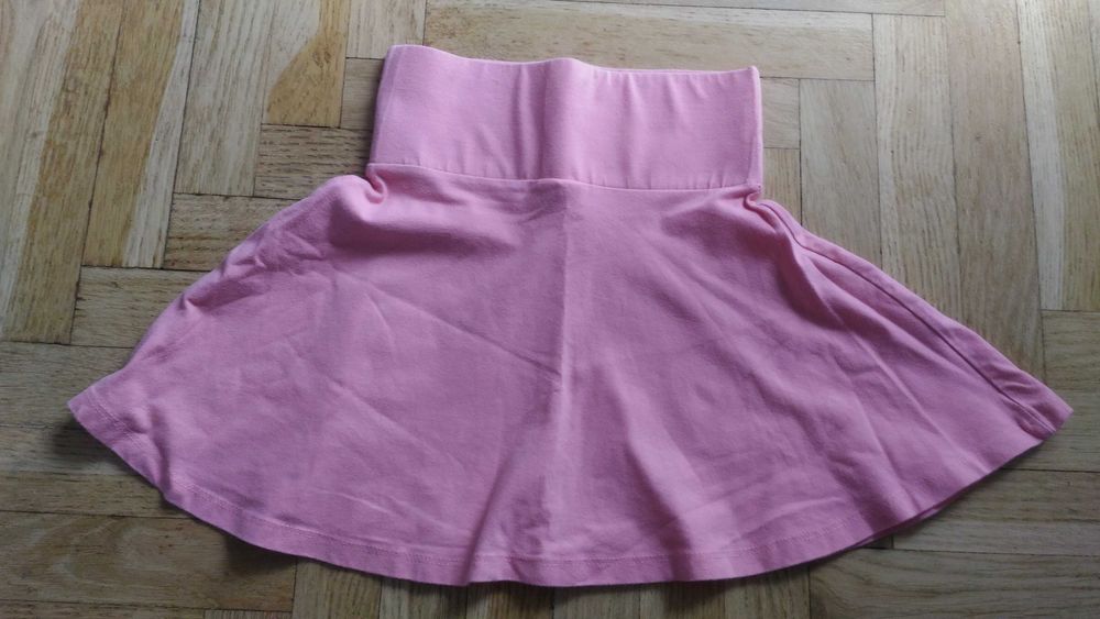 Łososiowa spódniczka YFK r. 122 - 128 prawie nowa