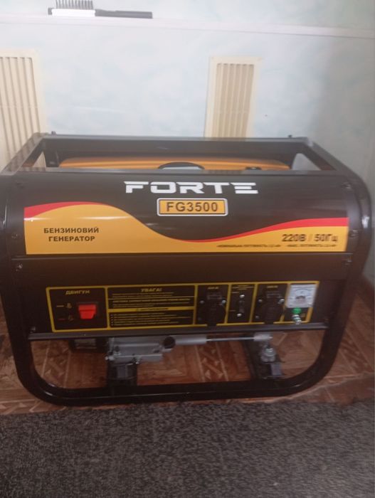 Бензиновий Генератор Forte FG3500 2.5-2.8 кВт