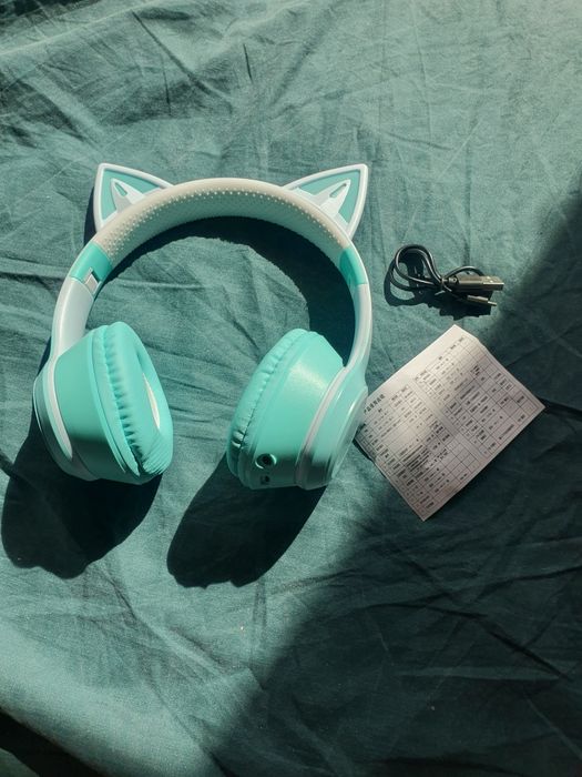 Бездротові навушники