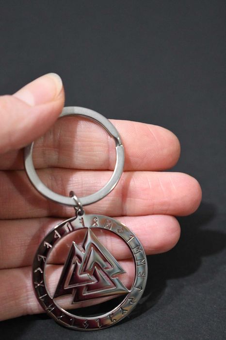 BRELOK VALKNUT vikings WIKINGOWIE runy NORDYCKI stal 316l wysyłka