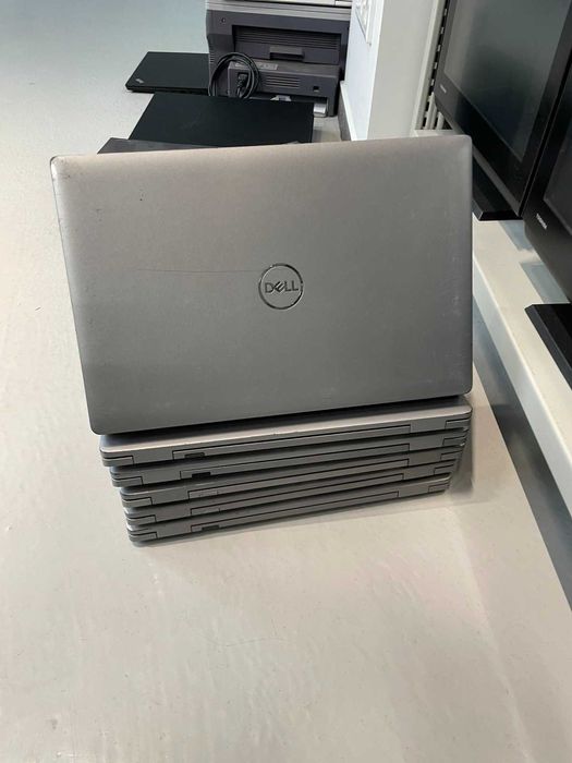Dell 5520 • 15.6" FHD • i5-1135G7 • Б/В ноутбук є 20 шт для навчання