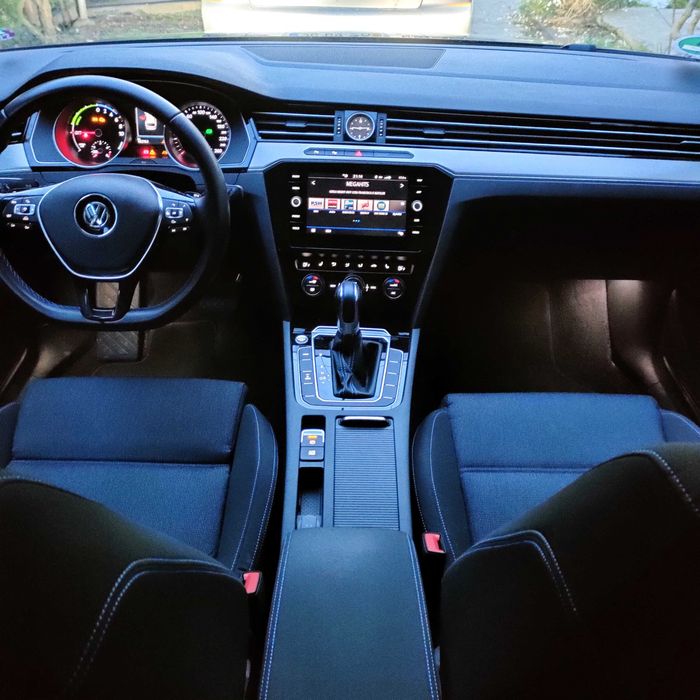 VW Passat Variant GTE Plug-in 218cv