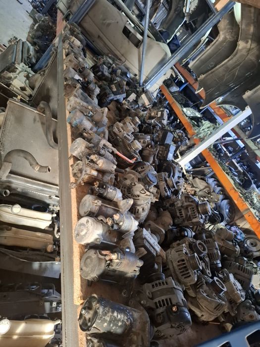 Тойота авенсіс 2,2  Стартер Рав 4 2,2