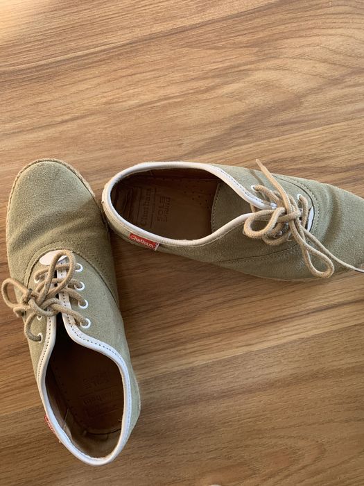 Tenisówki khaki  rozmiar 38
