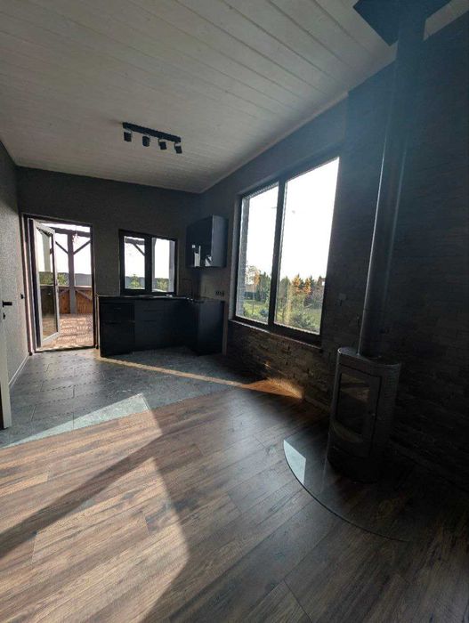 продаж будинку з видом на все місто. Демянів Лаз