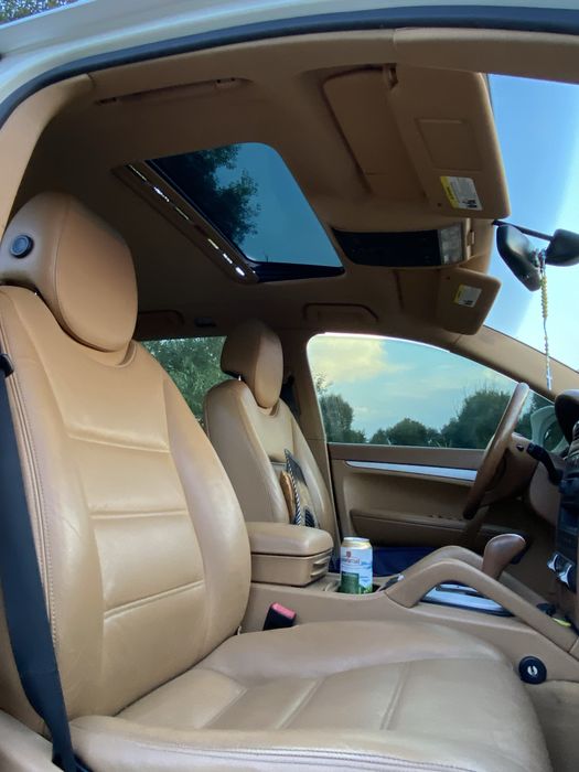 Продам Porshe Cayenne