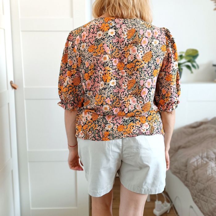 Zwiewna kwiecista bluzka letnia oversize luźna vintage