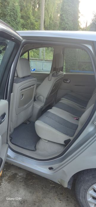 Продам Renault Scenic