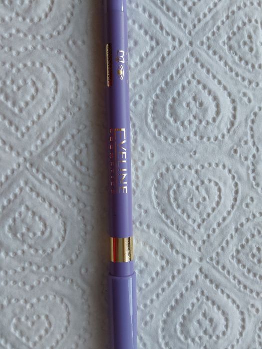 Eveline    Kredka do oszu żelowa   Lavender  Nowa