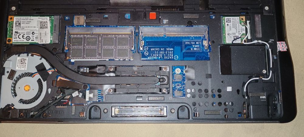 Продам ноутбук Dell ultrabook