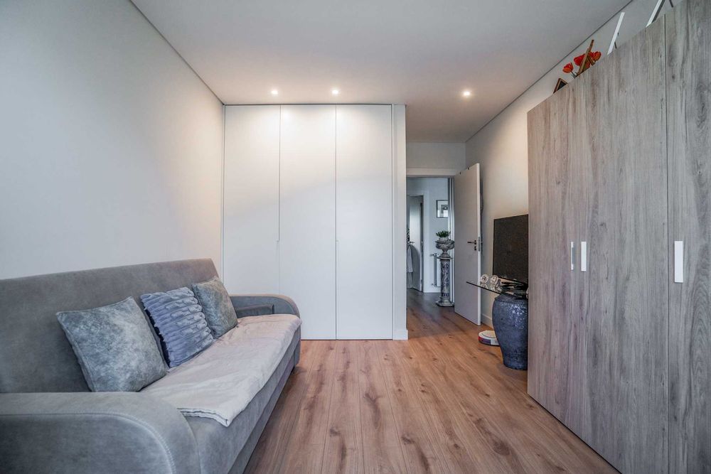 Apartamento T2 Semi-novo Caldas da Rainha