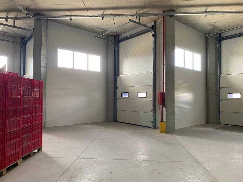 Морозильна камера по вул. Пластова БЕЗ КОМІСІЇ.