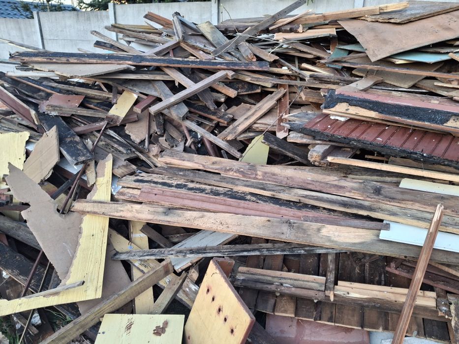 Oddam drewno z rozbiórki