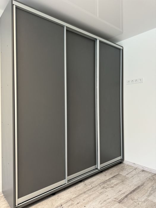 Продається квартра на 2 поверсі