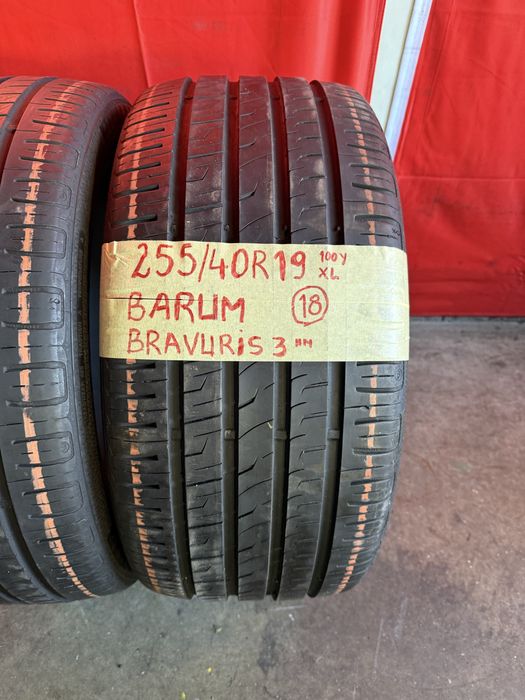 Pneus 255/40/19 Barum Impecaveis