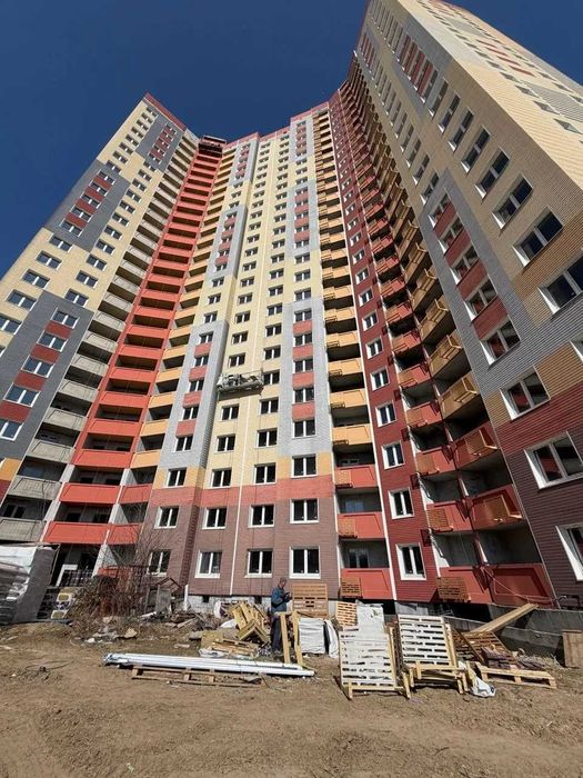 Продається 2 кімн квартира вул. Самійла Кішки 5 метро Іподром 7хв пішки
