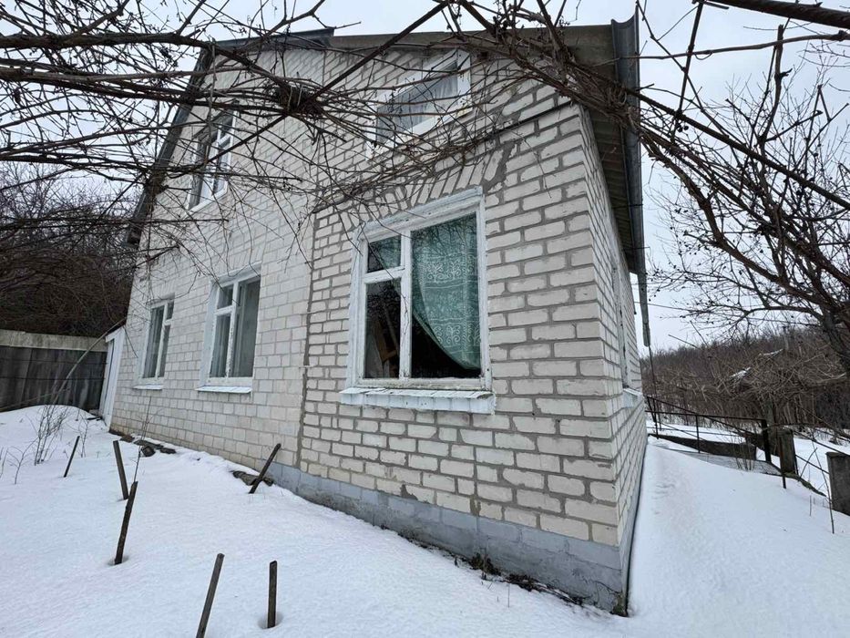 Продаж дачного будинку в селі Деньги