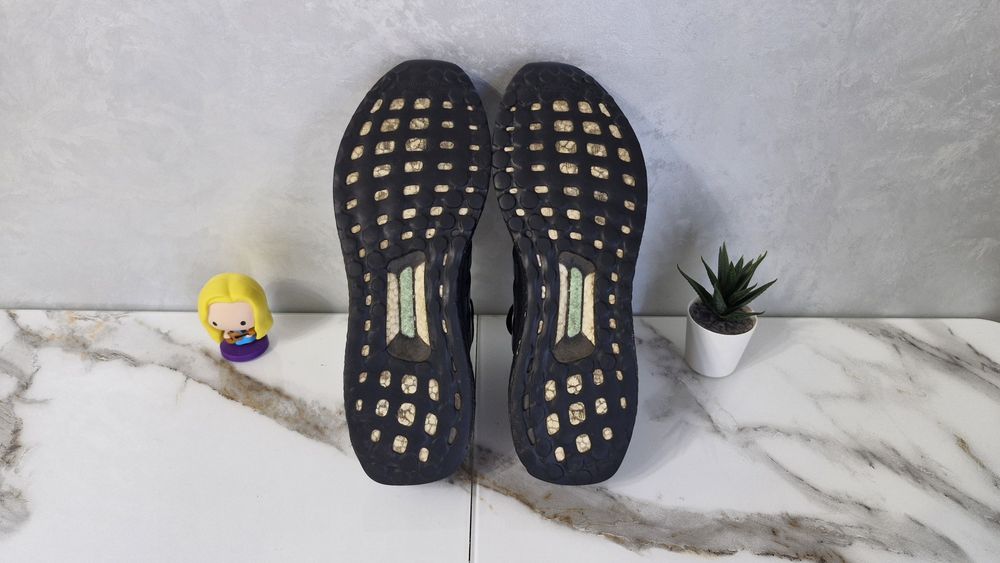 Кросівки Adidas Ultraboost.Розмір 46