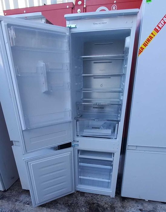 Вбудований холодильник Whirlpool WHC18T132 No Frost A++ Б/У | Київ