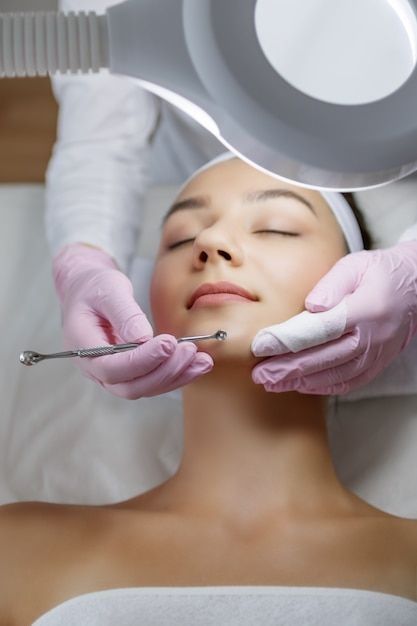 Limpeza facial a domicílio