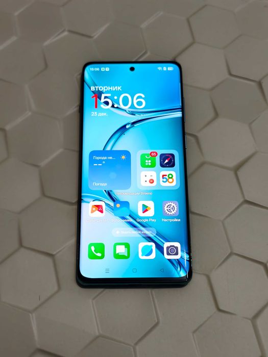 Ігровий телефон OnePlus Ace 2 Pro 12/256