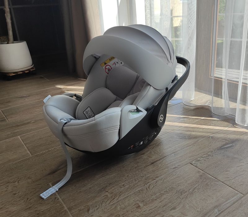 Cybex Cloud Z i-Size купити в Україні на OLX.ua