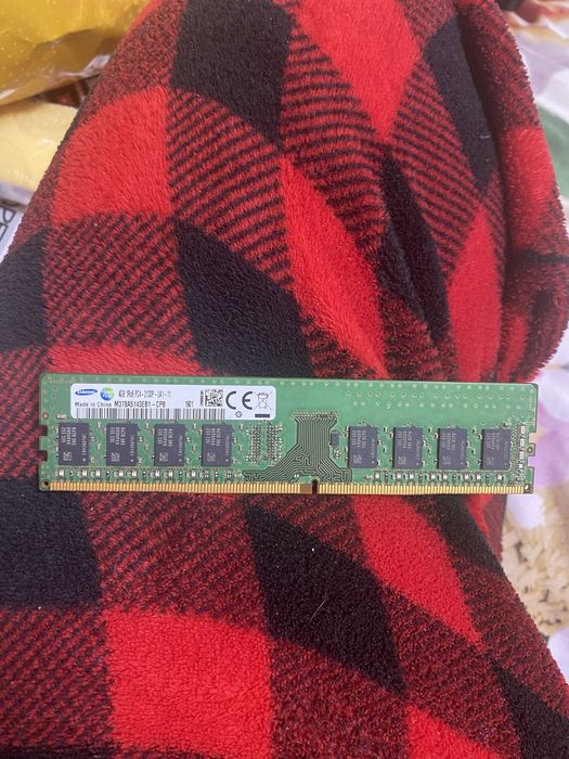 Оперативна паʼмять | Оперативка samsung 4gb 1rx8 pc4-2133p-ua1-11