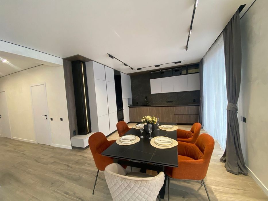 Продаж сучасного будинку в еко локації