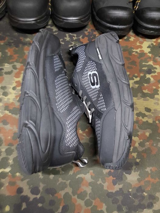 Buty robocze SKECHERS rozm 43,5 wkł 29 cm