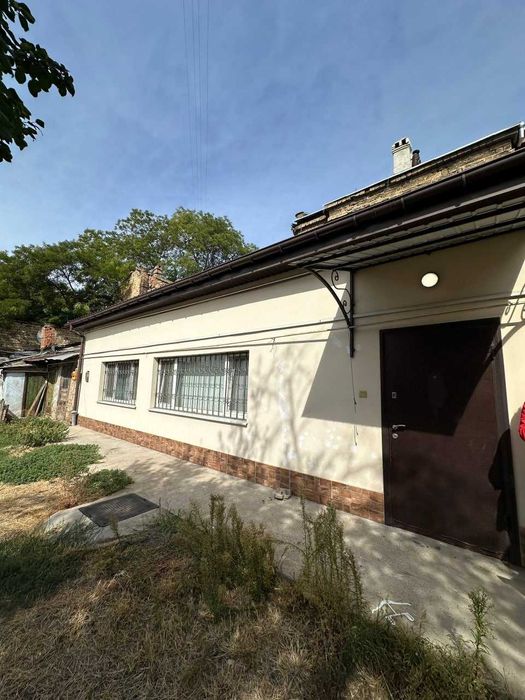 Продам квартиру з ремонтом,аналог приватного будинку біля центру Одеси