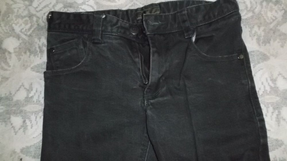 Джинсы женские .