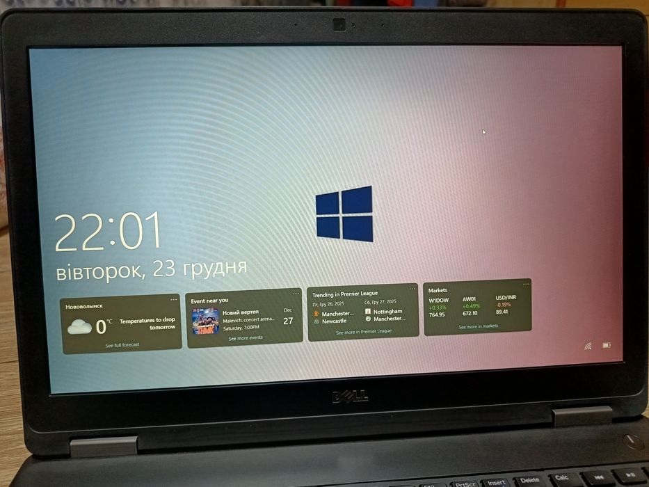 Ноутбук Dell Latitude E5570
