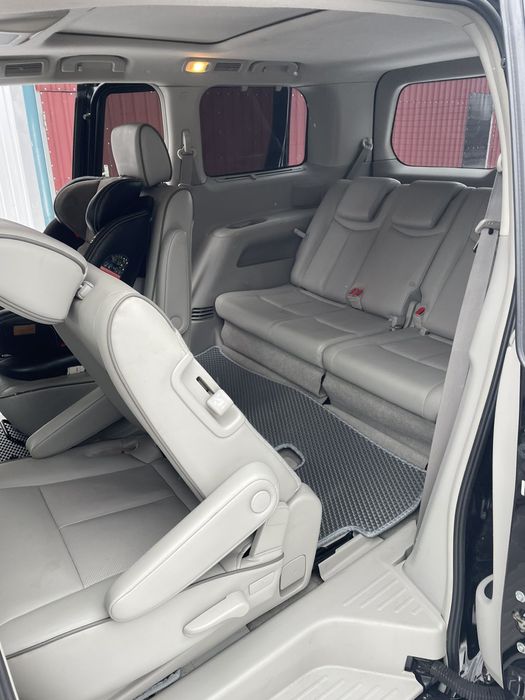 Трансфер Мінівен міжміські перевезення Київ Україна Польща МолдоваTAXI