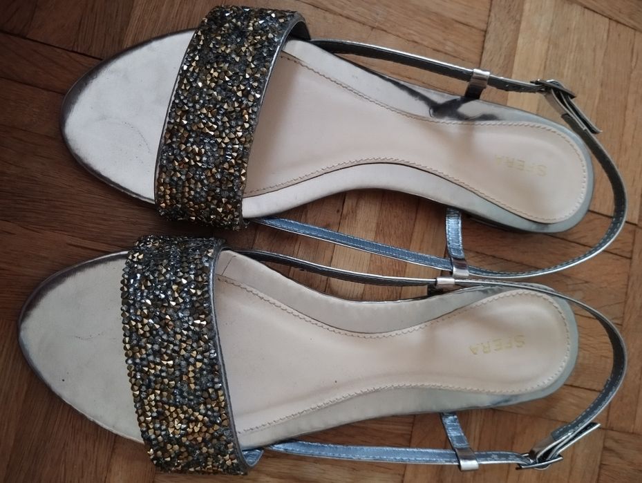 5 pares sandálias e socas, novas nr 40