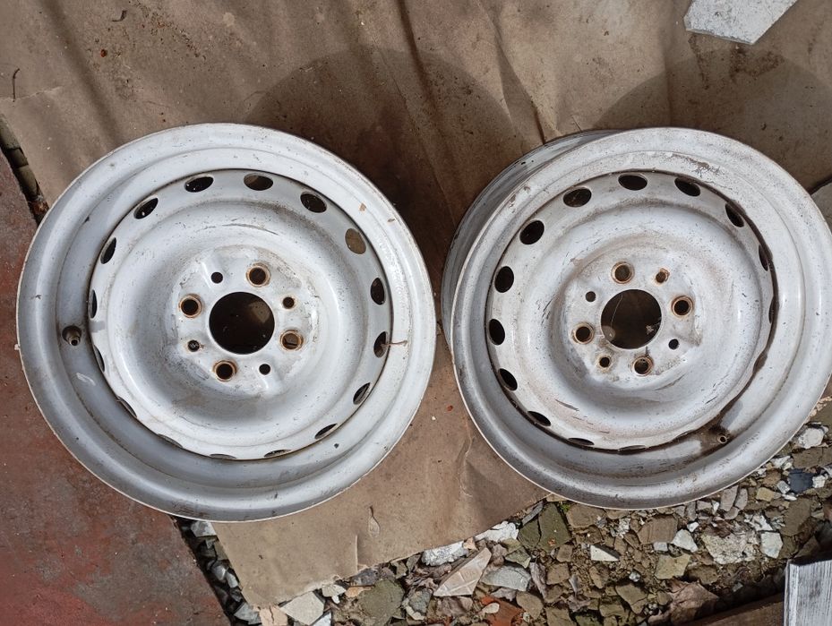 Нові диски на ВАЗ 2 штуки