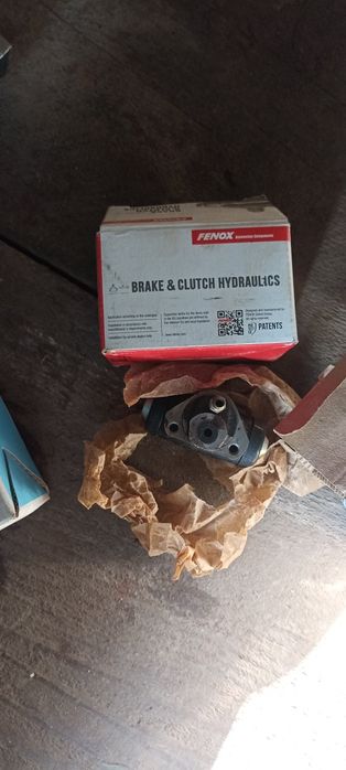 Продам запчастини до автомобілів ВАЗ.