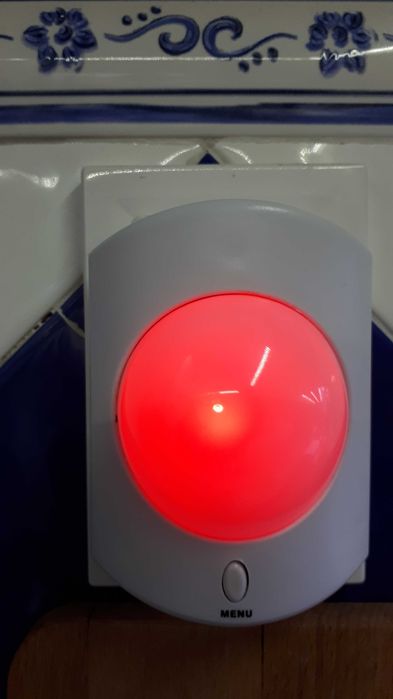 Luz de presença com cores