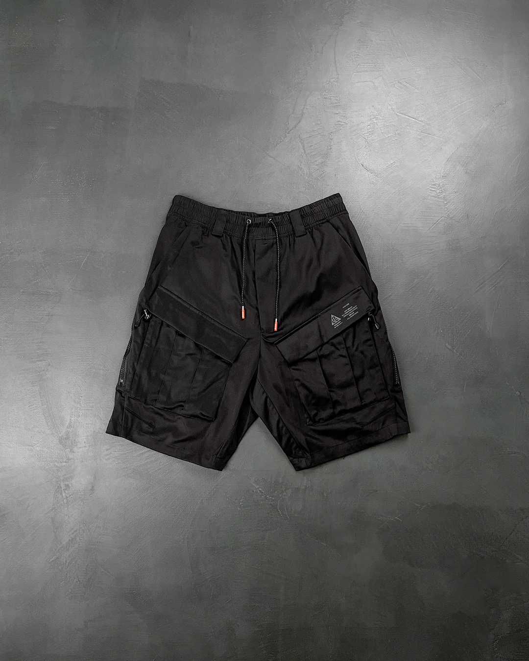 Nike ACG 880981 Cargo Shorts Black 3 950 Olx