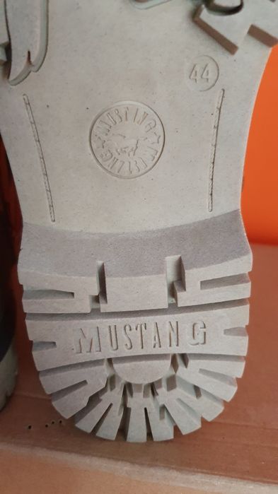Buty męskie ocieplane na zimę Mustang rozmiar 44
