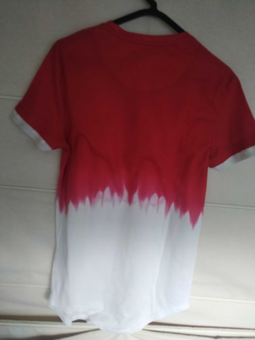 T-shirt Siksilk, para rapaz, usada, tamanho xs