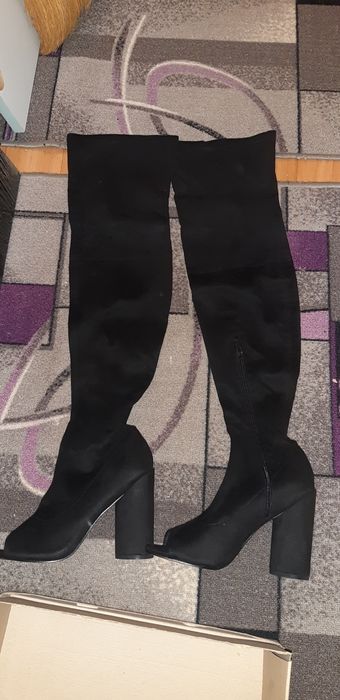 Продам ботфорди.