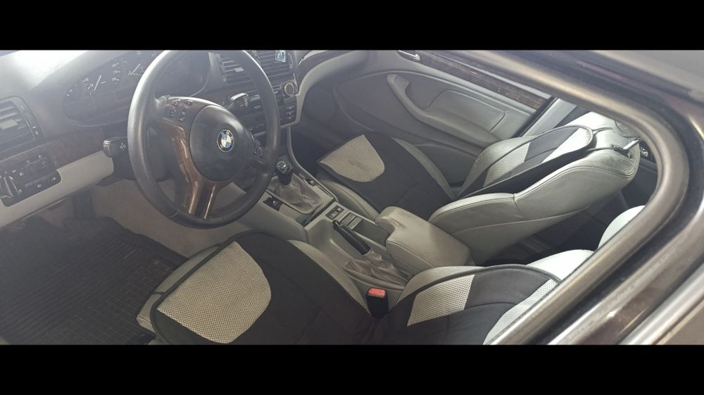 BMW 318 d Touring pack M foto 3