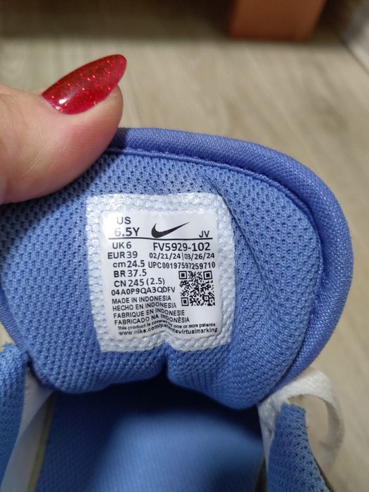 кросівки Nike оригінальні