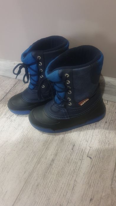 Зимние сапожки на мальчика