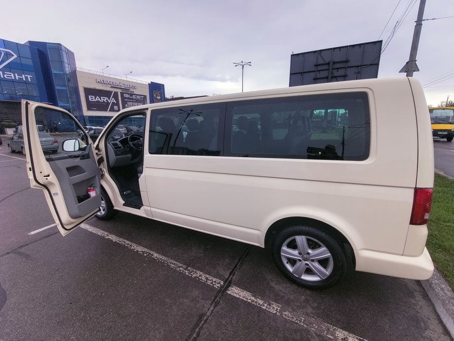 Продам Volkswagen Caravelle Т5