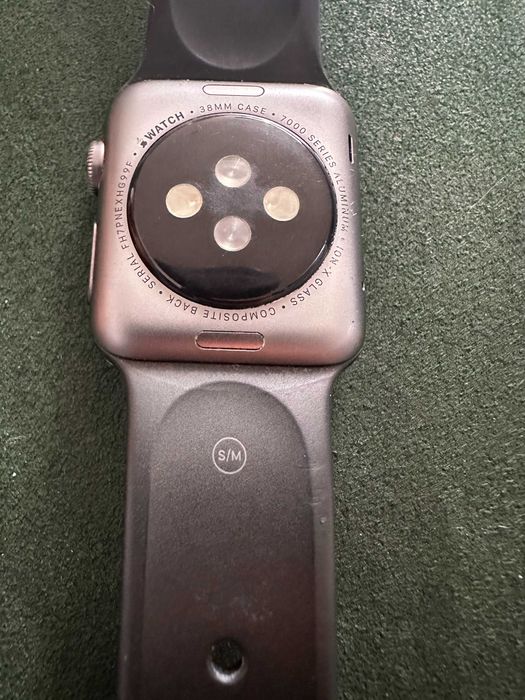 Smartwatch Apple Watch Series 1 38mm gwiezdna szarość + ładowarka