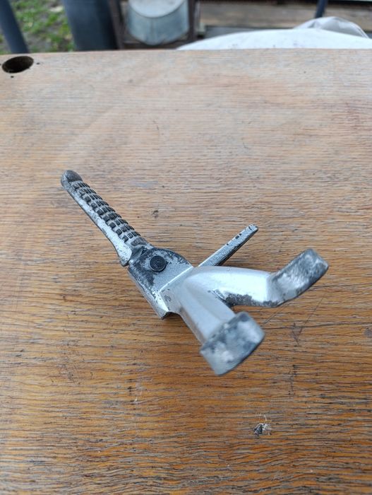 Підніжка пасажира права Shineray XY 250 GY-6B.