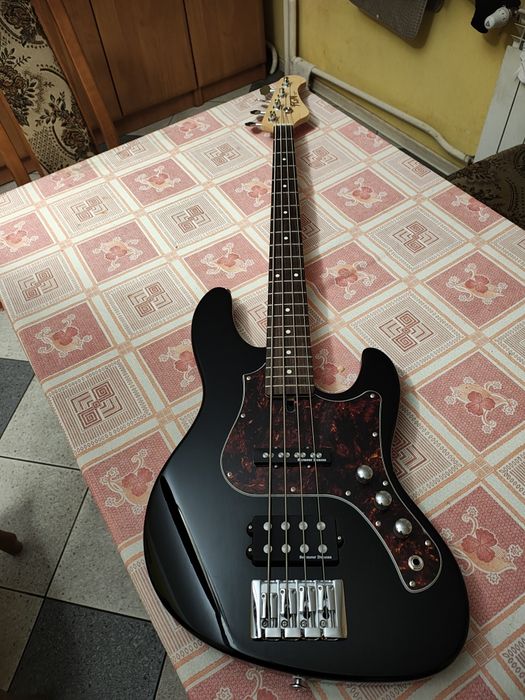 Gitara basowa FGN mighty jazz standard